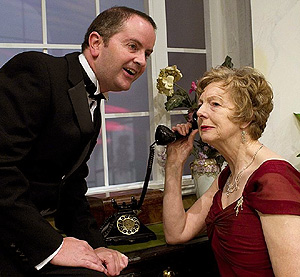 Relative Values (photo: Helen Ashbourne)